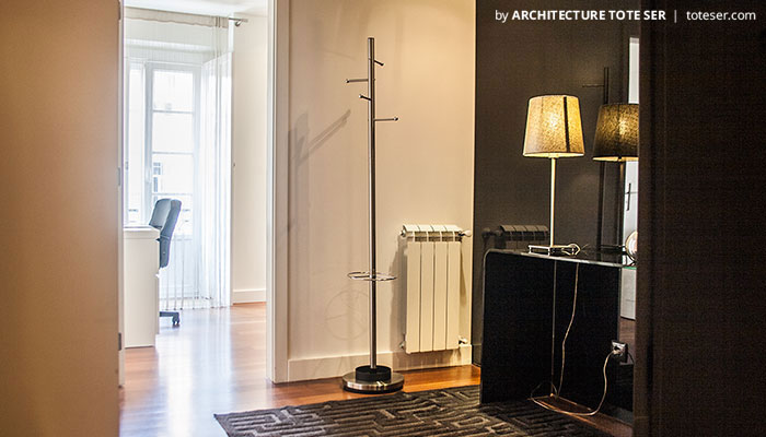 Hall of the 3 bedroom apartment in Chiado, Lisbon