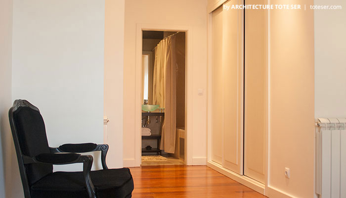 Suite of the 3 bedroom apartment in Chiado, Lisbon