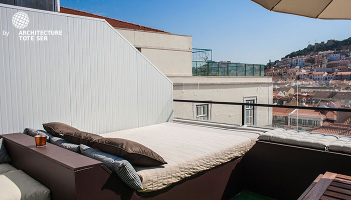 Terraço do apartamento T2 duplex no Chiado, Lisboa