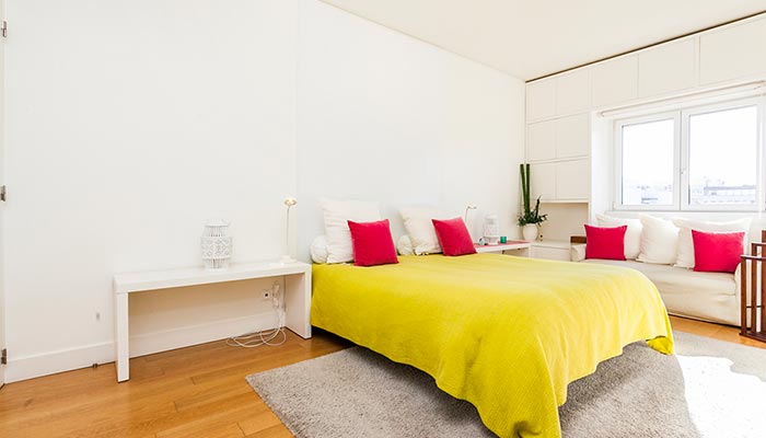 Bedroom of the 6 bedroom apartment in Avenidas Novas, Lisbon